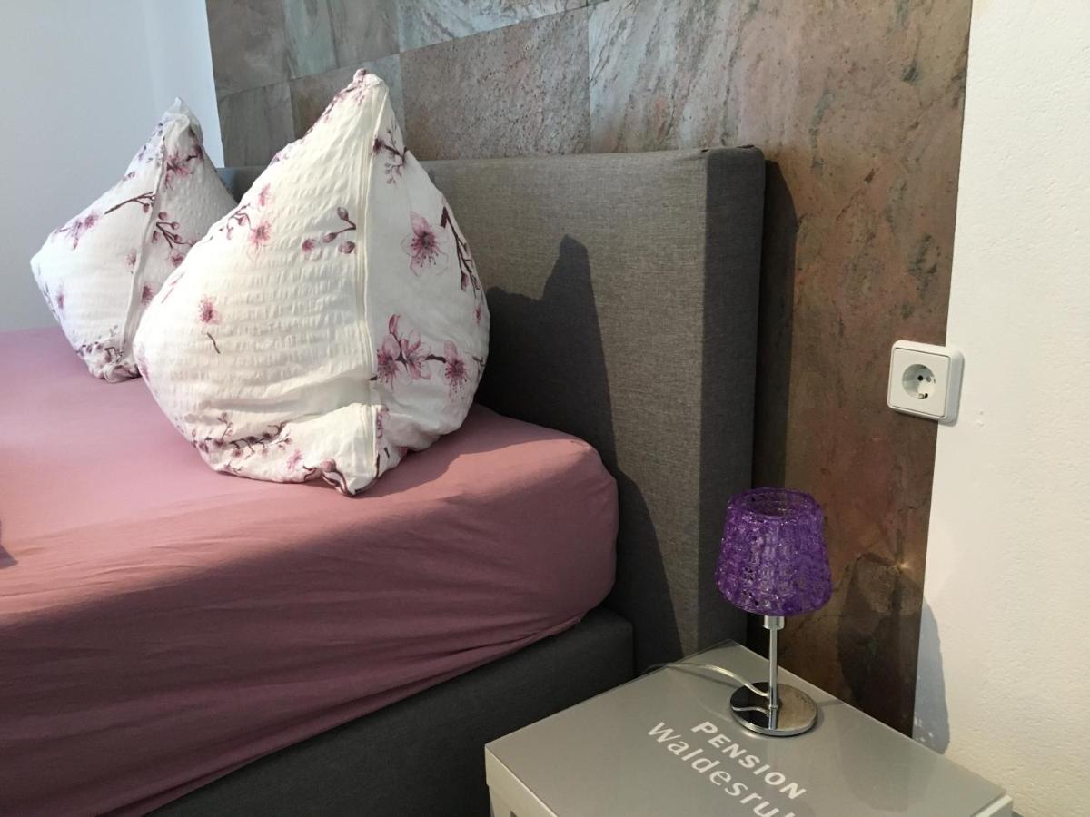 Pension Waldesruh Velden am Worthersee Bagian luar foto