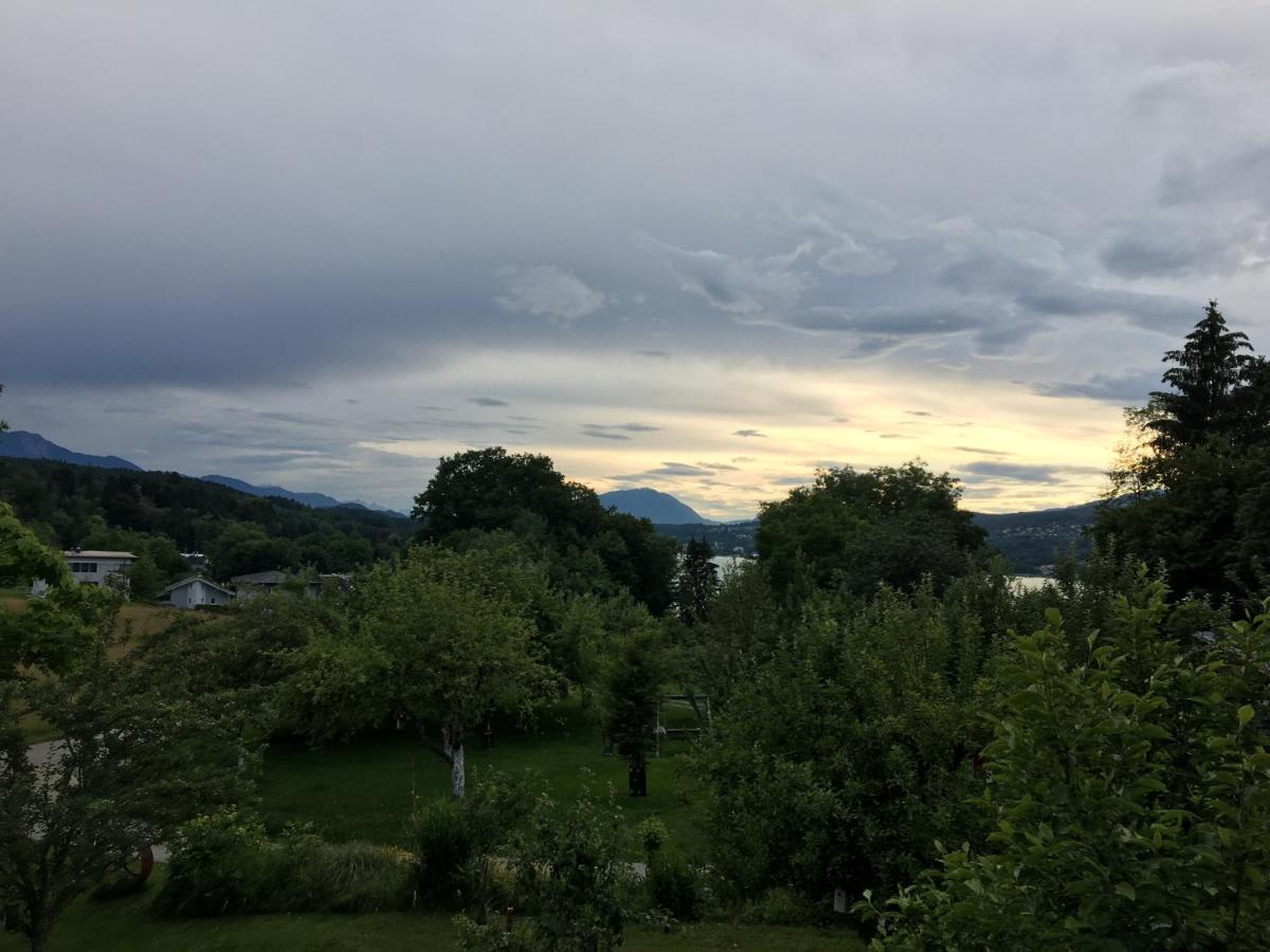 Pension Waldesruh Velden am Worthersee Bagian luar foto