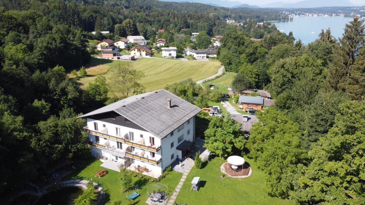 Pension Waldesruh Velden am Worthersee Bagian luar foto