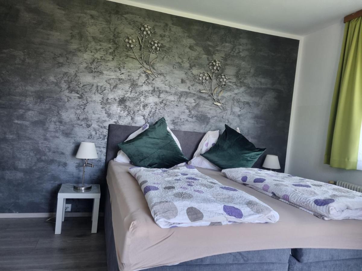 Pension Waldesruh Velden am Worthersee Bagian luar foto