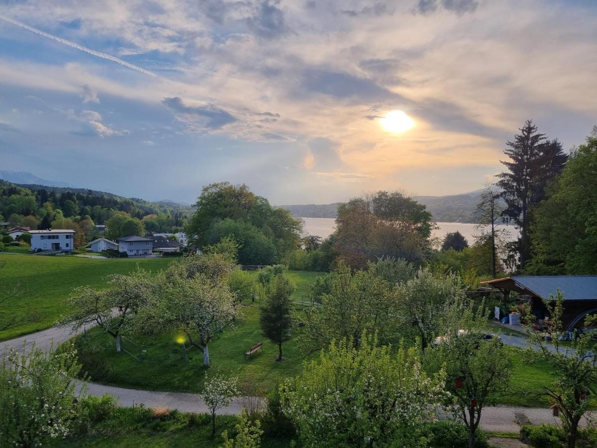 Pension Waldesruh Velden am Worthersee Bagian luar foto