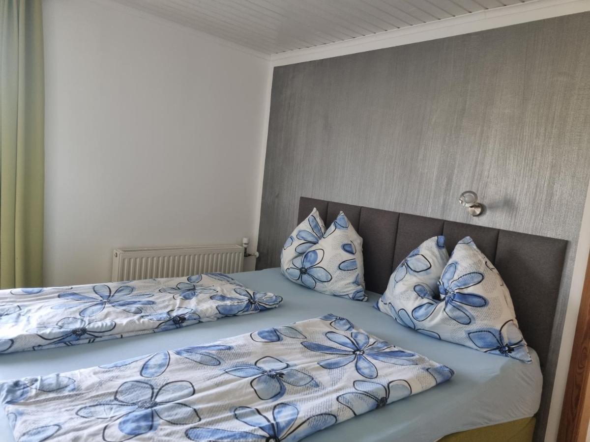 Pension Waldesruh Velden am Worthersee Bagian luar foto