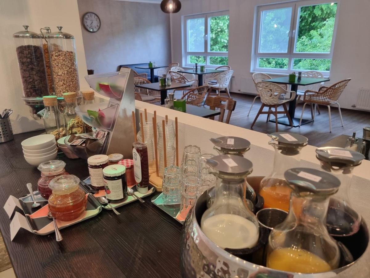 Pension Waldesruh Velden am Worthersee Bagian luar foto