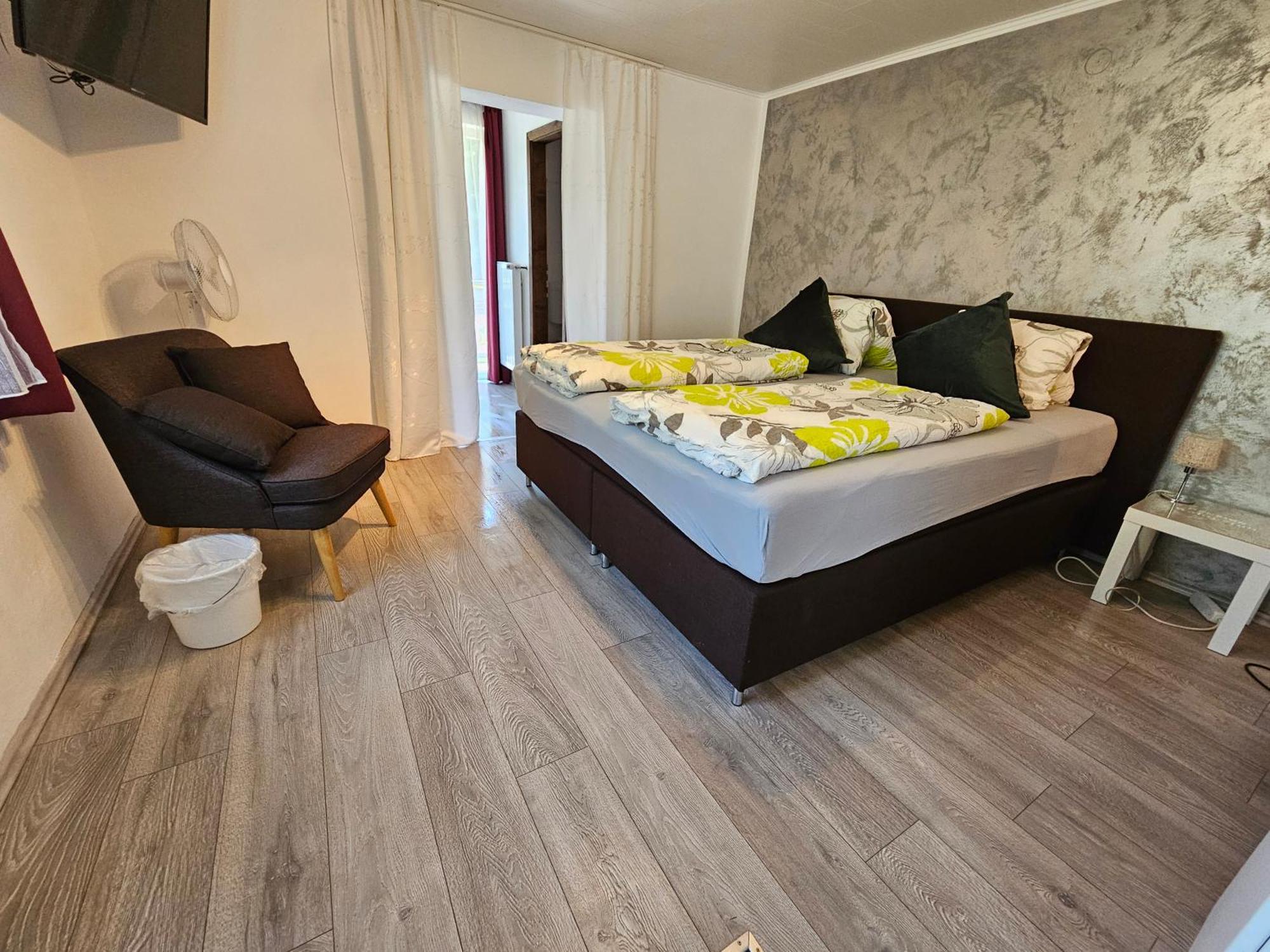 Pension Waldesruh Velden am Worthersee Bagian luar foto